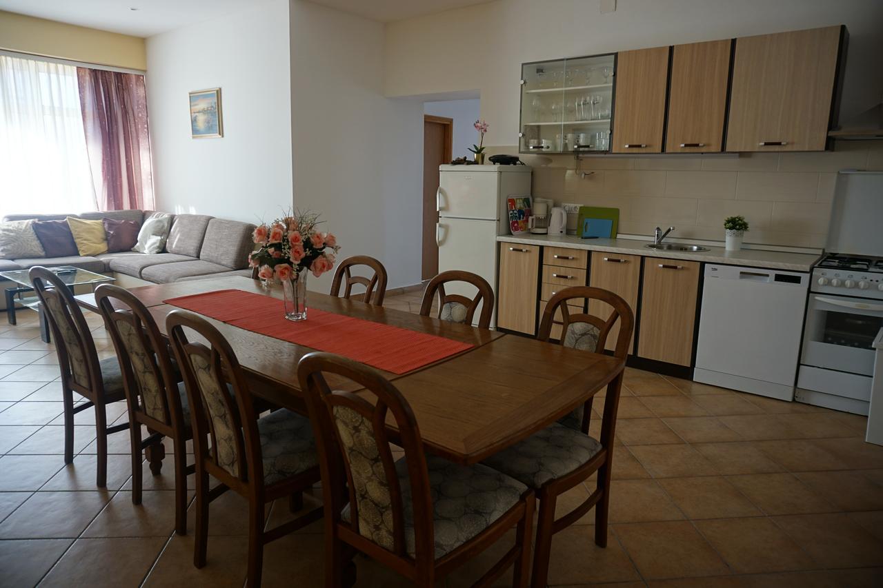 Apartments Ivancic Novi Vinodolski Kültér fotó